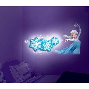 Disney Frozen Dreams Scenes by Uncle Milton